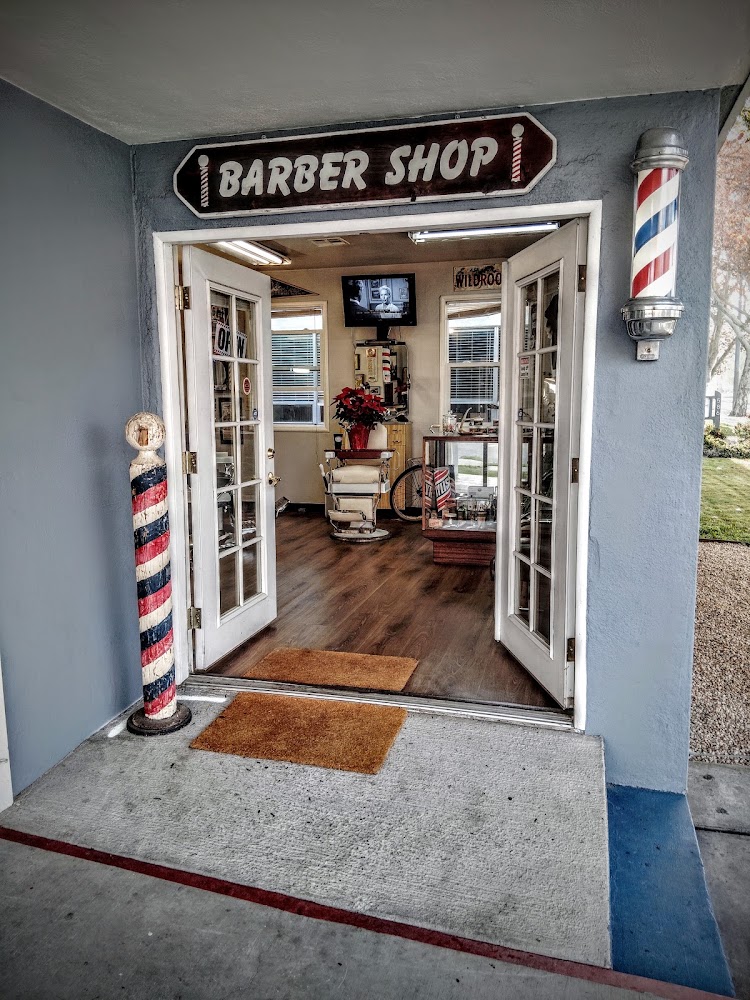 Steve's First Street Barbershop view 3