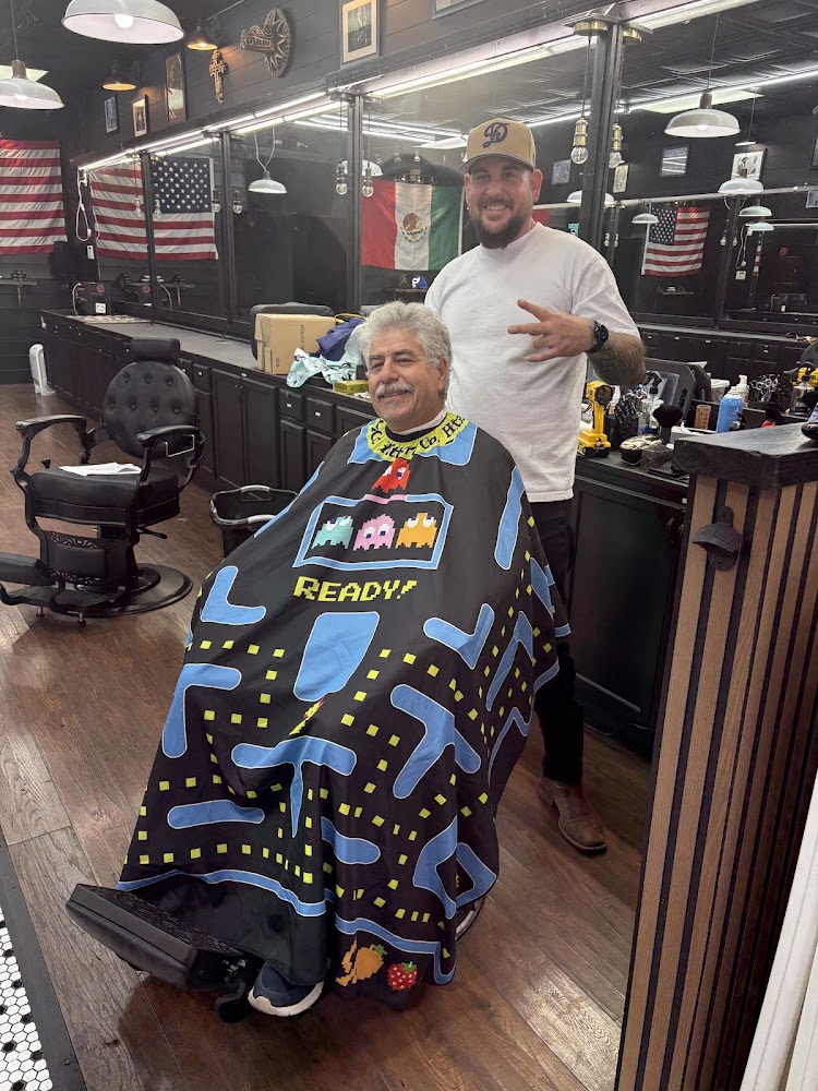 STILO BARBER LOUNGE view 5