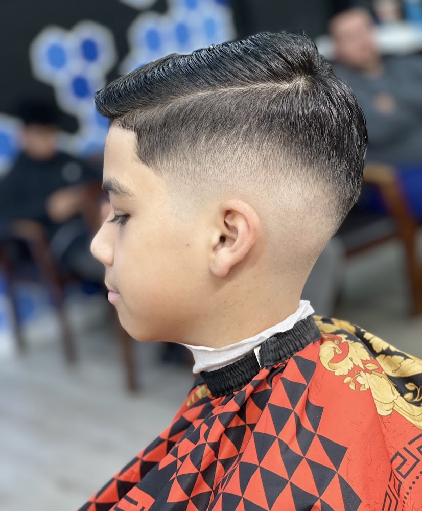 Stop Playing Barber Shop & Shoe Store in Laredo Texas view 5
