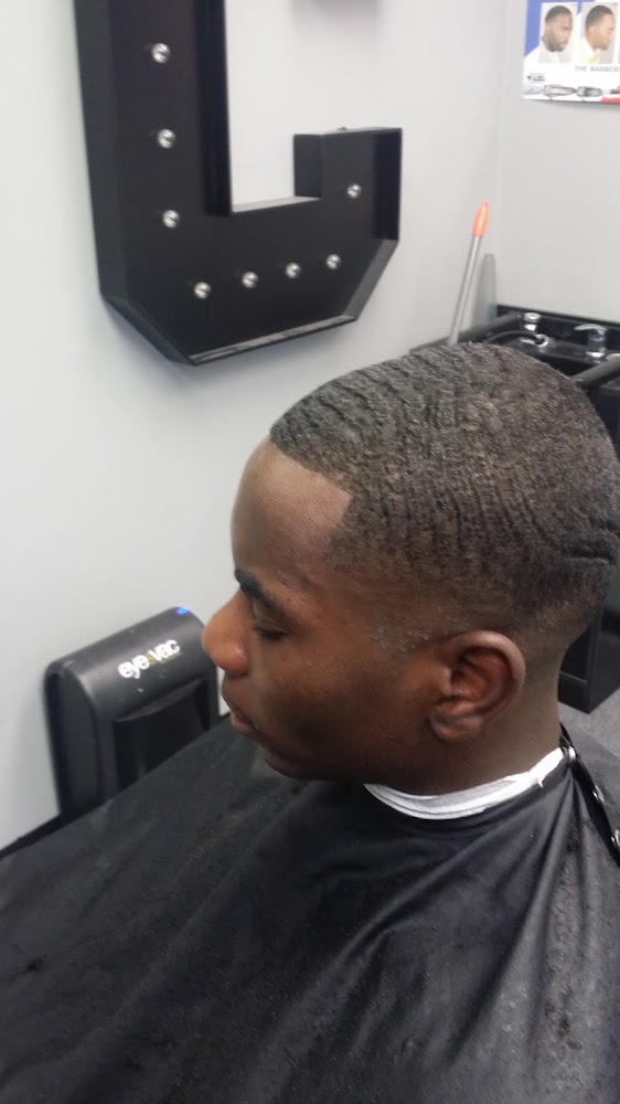 Str8 Choppin Barber Shop view 5