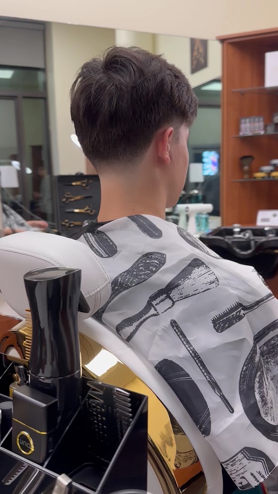 Studio7 Barber view 2