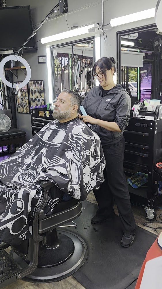 Superior Cuts Barbershop - Brandywine view 2
