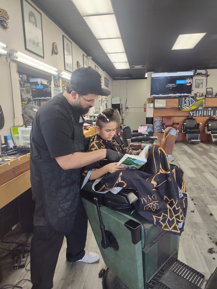 Superior Cuts Barbershop - Palomar view 3