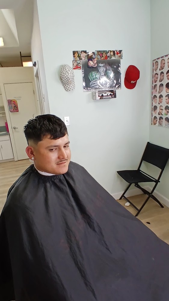 T&K Barber view 5