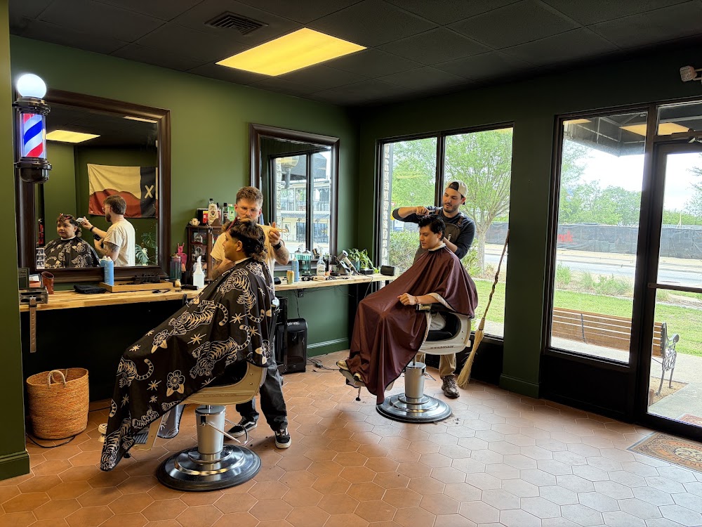 Tellers Barbershop view 3