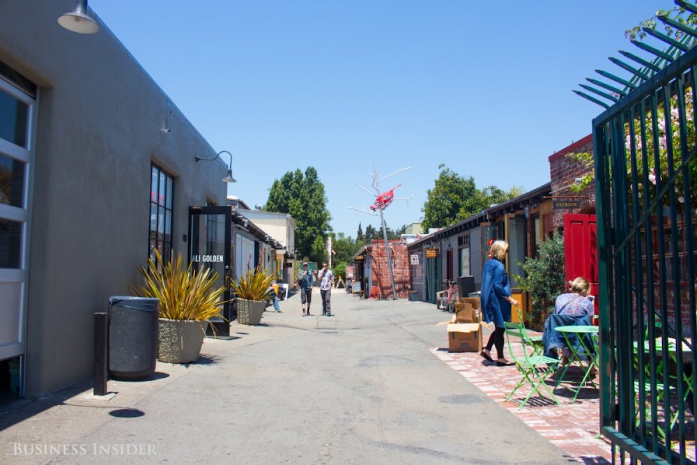 Temescal Alley Barber Shop primary photo