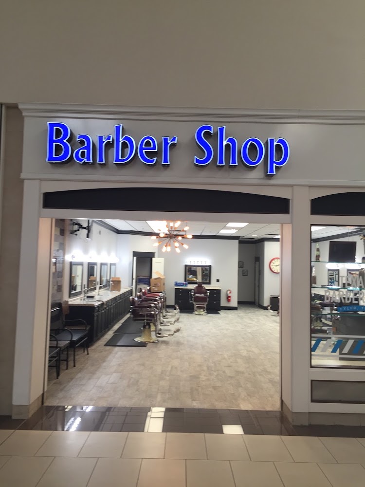 Texan's Barber shop view 2