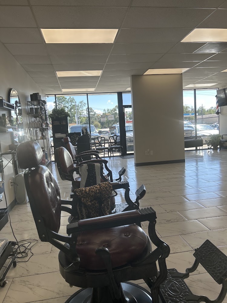 The Barber and Beauty Spot view 3