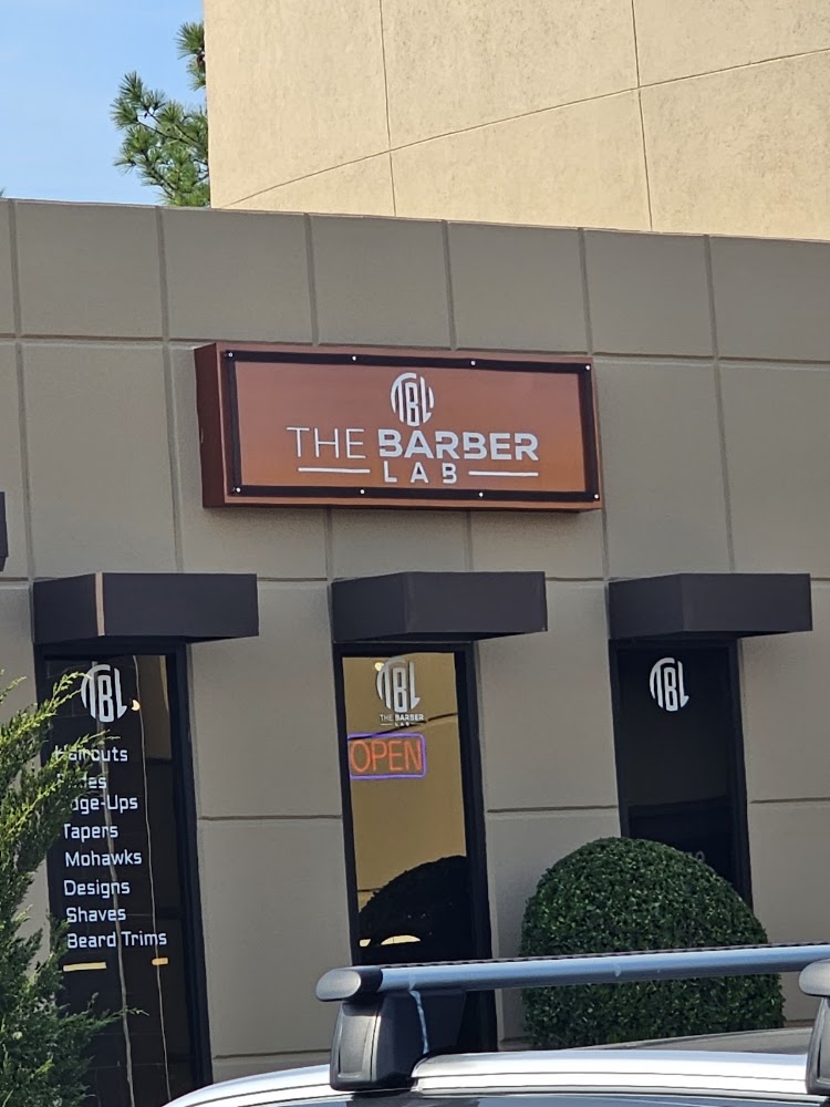 The Barber Lab Barbershop view 4