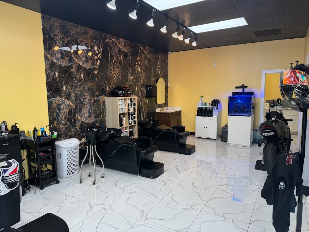 The Boss Haircut - Barber Shop حلاق عربي هيوستن primary photo