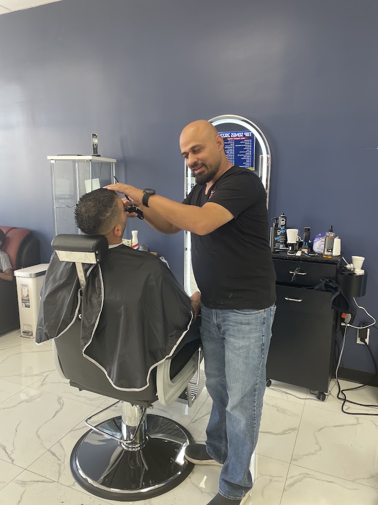 The Boss Haircut - Barber Shop حلاق عربي هيوستن view 4