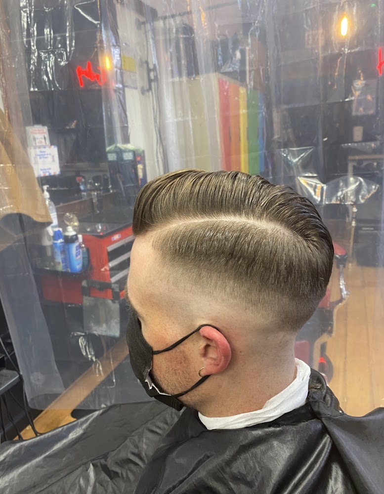 The Castro Barber Lounge view 4
