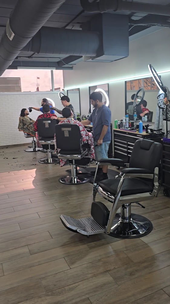 The Cut Lounge Barbershop Baytown view 2