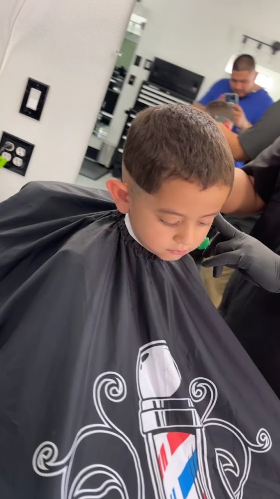 THE GENTLEMEN’S BARBERSHOP view 2