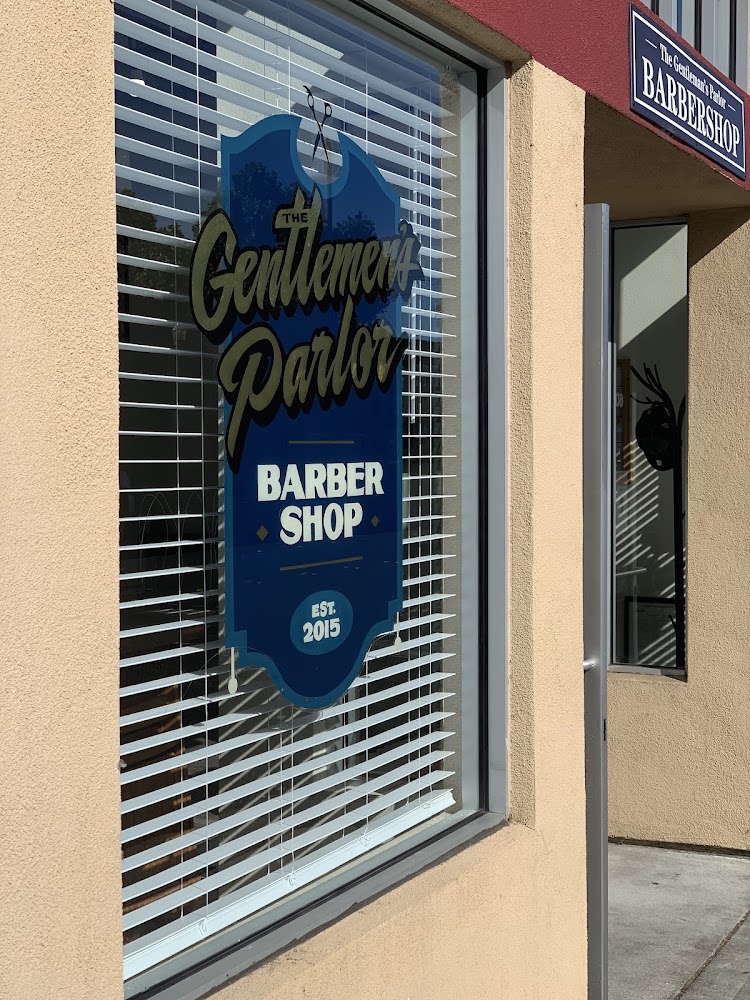The Gentlemen’s Parlor view 3