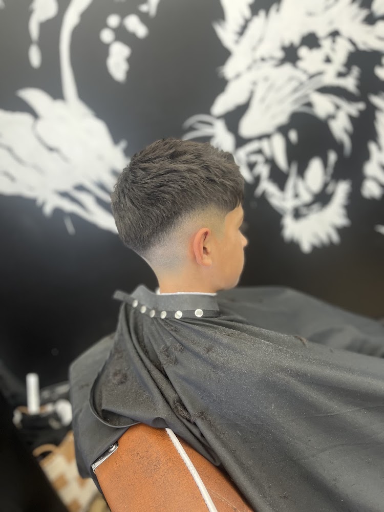The Lion’s Den Barbershop 2 view 4