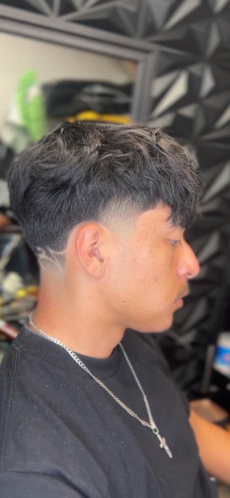 The Lion’s Den Barbershop 2 view 5