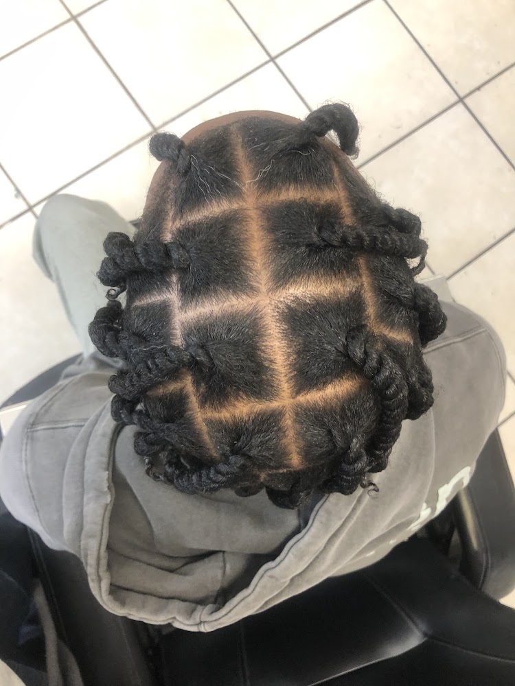 The Lions Den Barbershop view 5