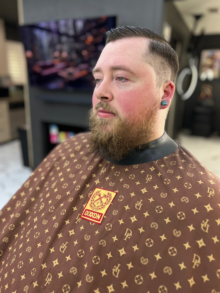 The Wolves Den Barbershop view 5