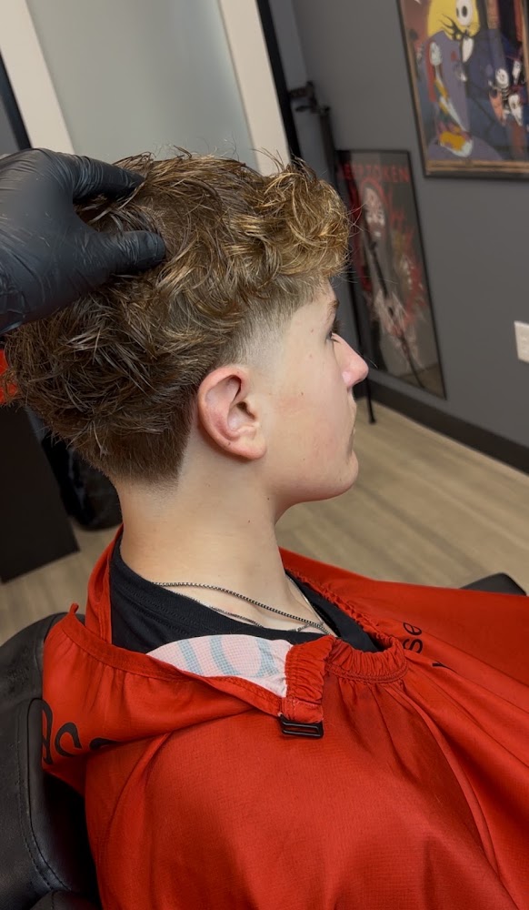 Three Elite Barbers view 4