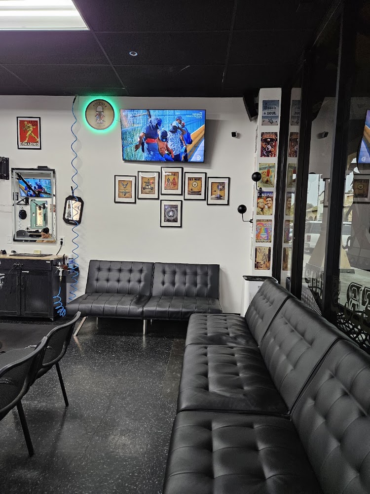 Thunder 6 Barber Shop view 5