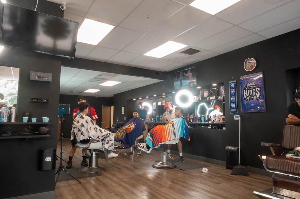 Top Rank Barbershop view 2