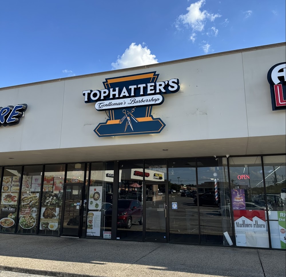 TopHatter's Barbershop view 3