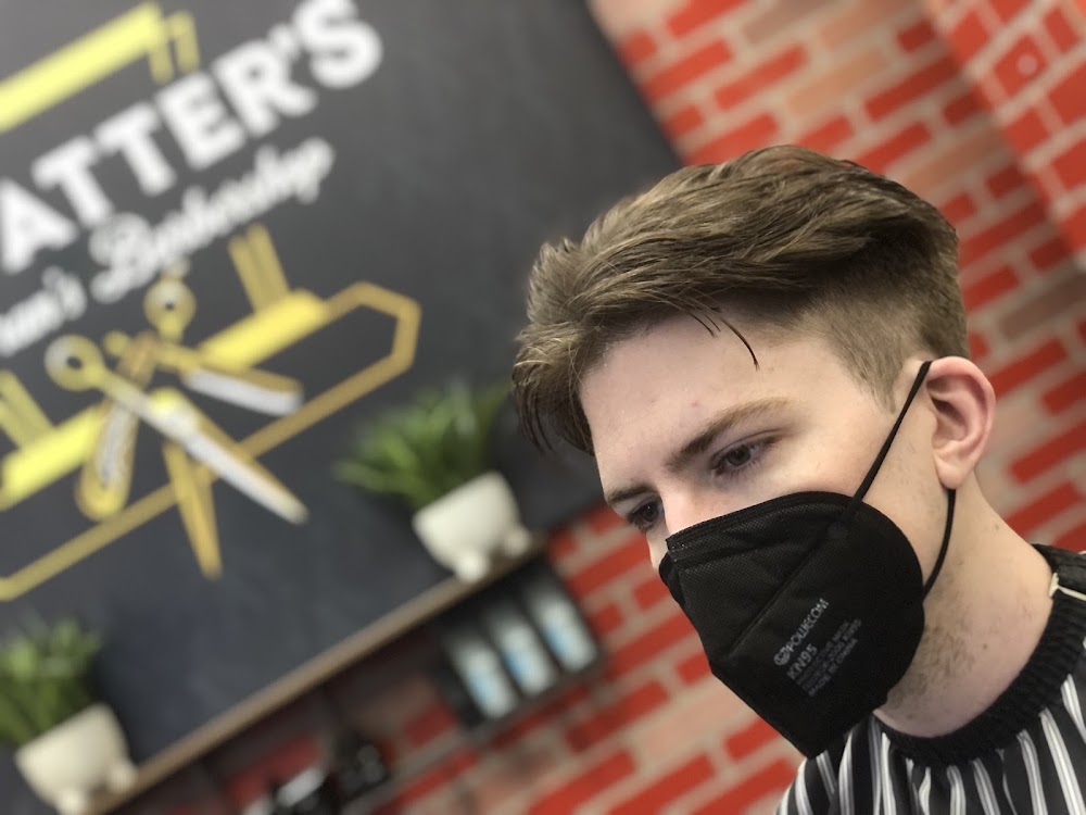 TopHatter's Barbershop view 4