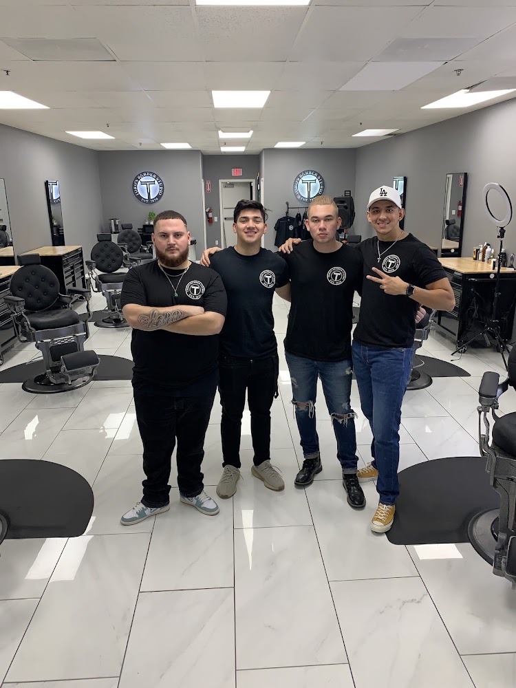 TOROS BARBER STUDIO view 4