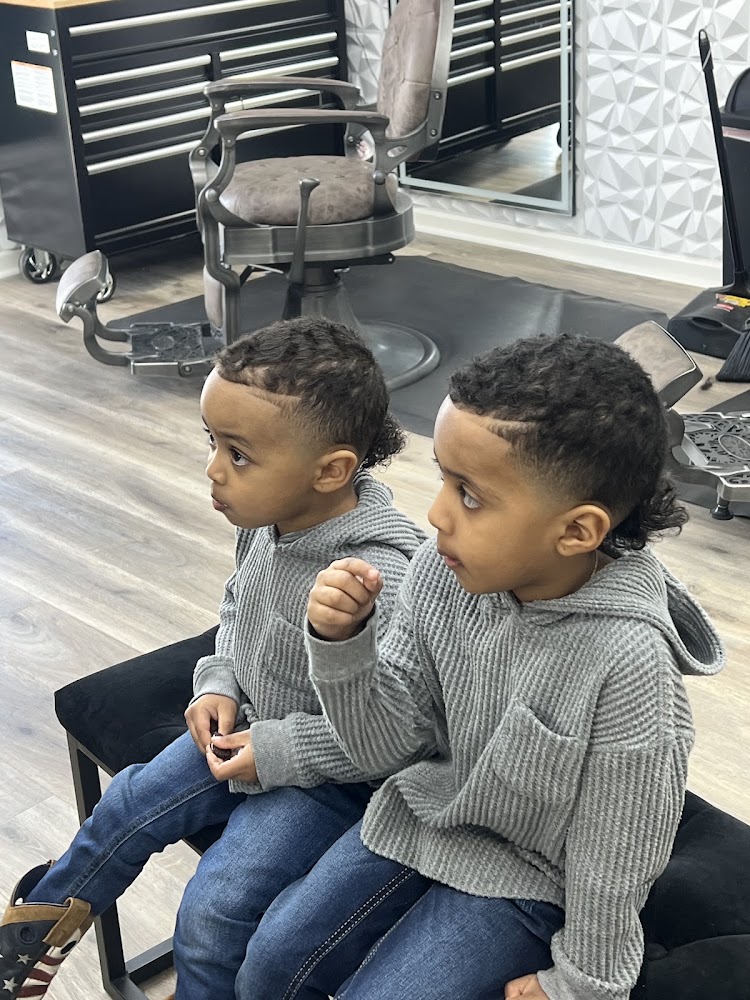 True Culture Barber Lounge view 5