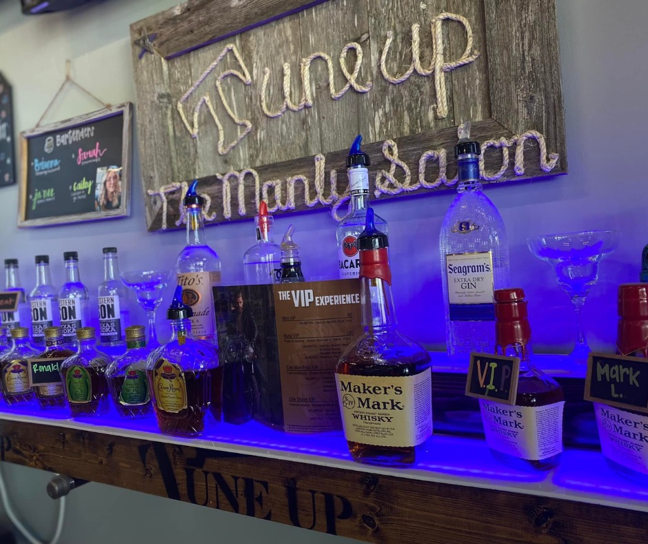 Tune Up "The Manly Salon" - 2644 Wolflin Ave view 3