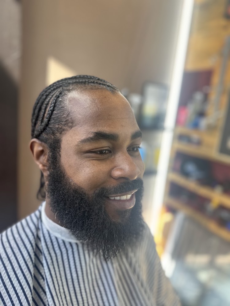 U'NEXT BARBER SHOP view 3