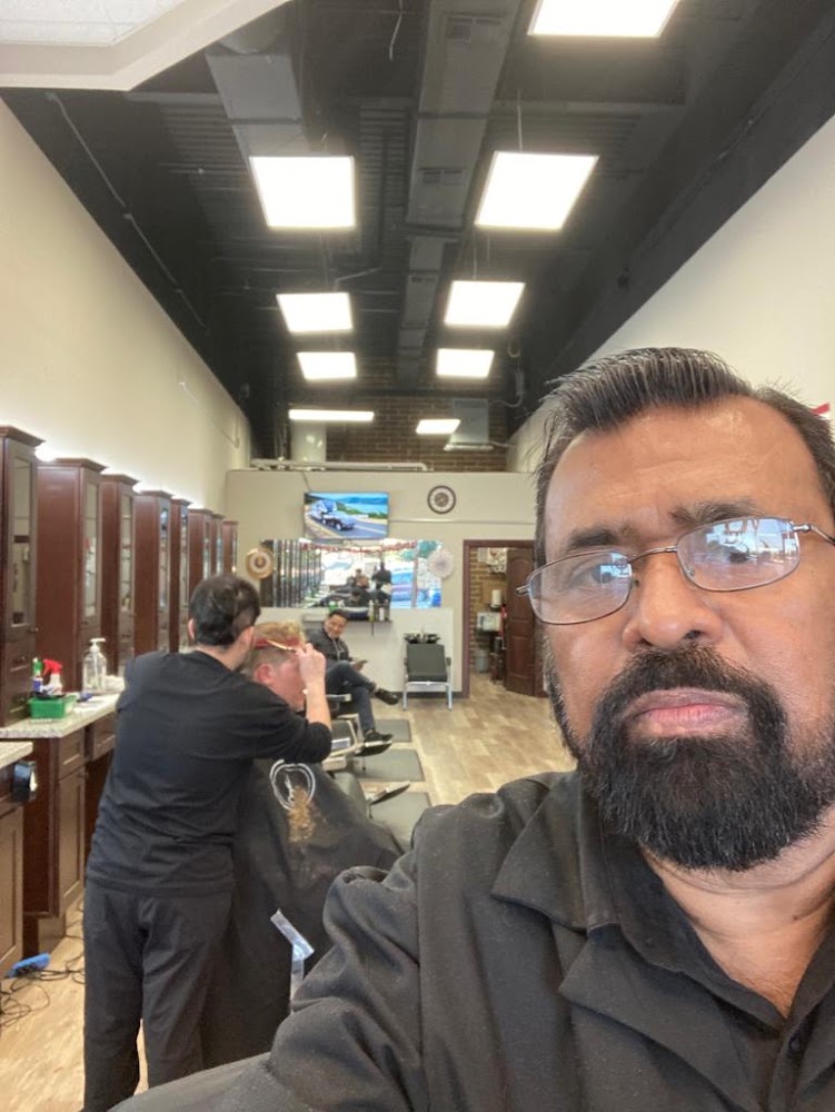 UD Barber Shop view 5