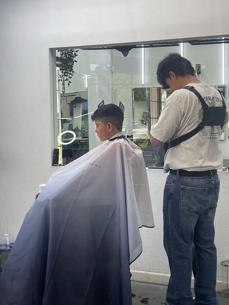 Undercover Barbershop view 5