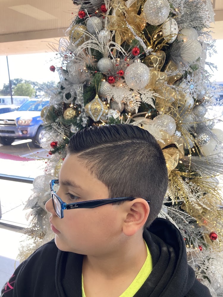 Uptown Barber Zone view 3