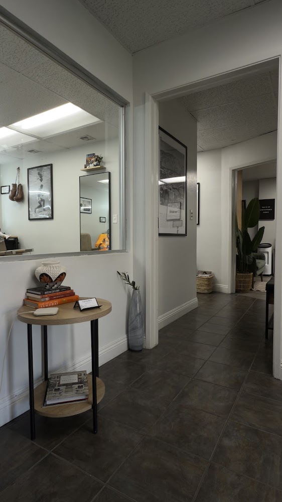 Uptown Grooming Lounge primary photo