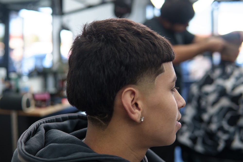 Valleyblendz Barbershop view 2