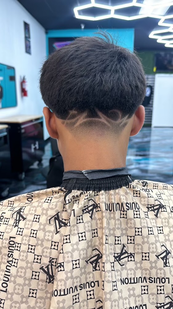 Valleyblendz Barbershop view 5
