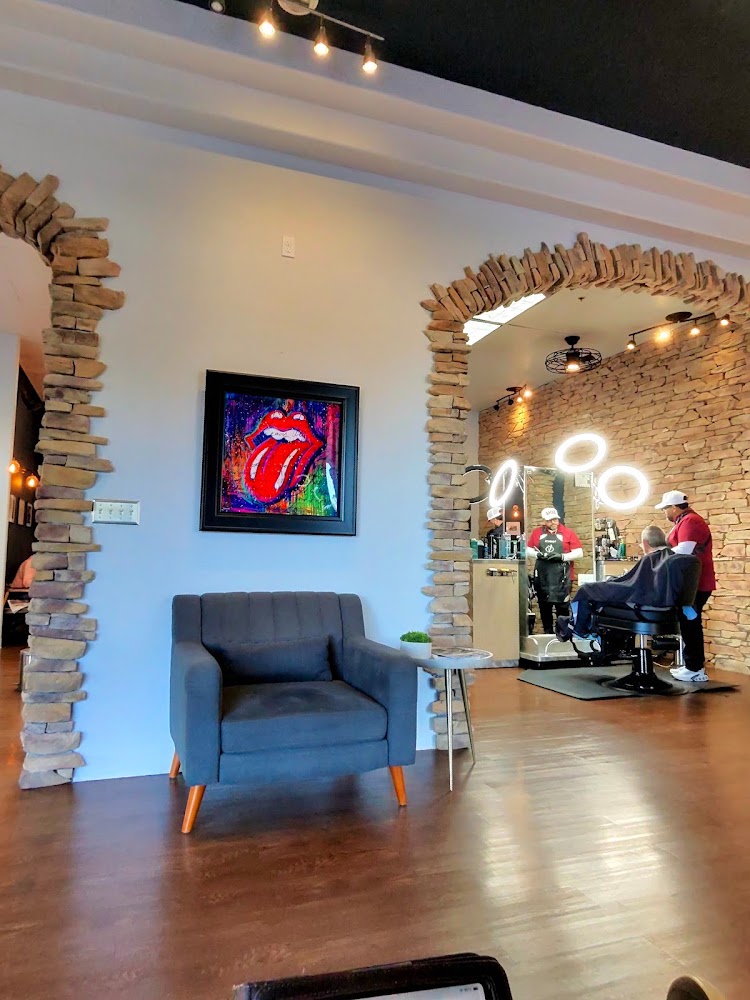 Vinny's Barbershop - The Woodlands view 2