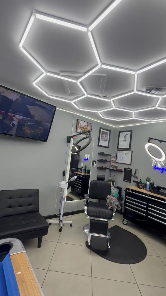 VIP STUDIO BARBERSHOP view 3