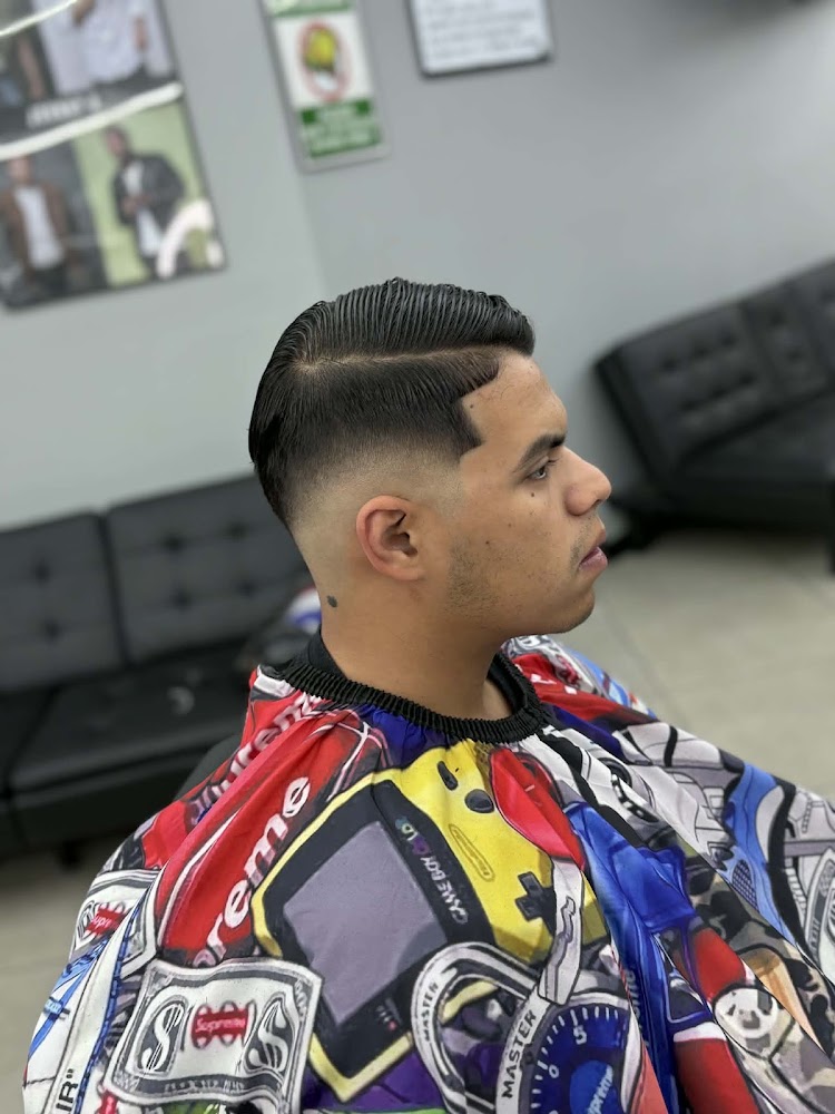 VIP STUDIO BARBERSHOP view 5