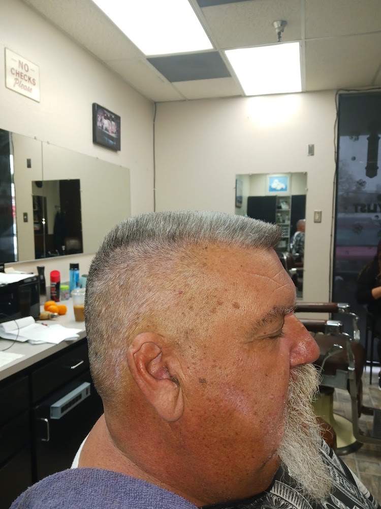 Vitali Barbershop Stylist view 3