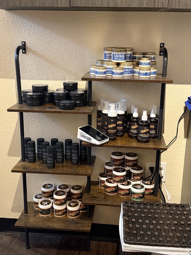 W’s Barbershop view 3