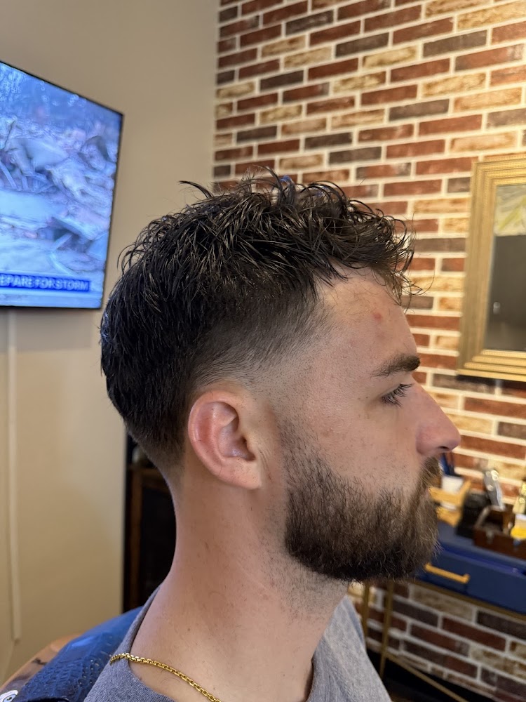 W’s Barbershop view 5