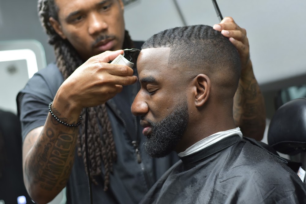 Whatabarber | Houston Luxury Mobile Barber view 4