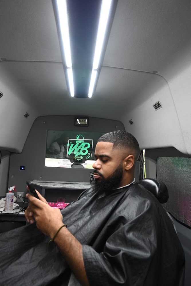 Whatabarber | Houston Luxury Mobile Barber view 5