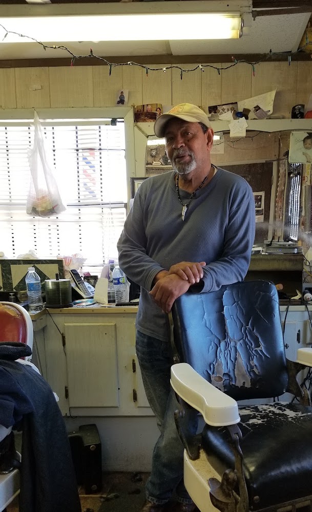 Willie's Barber Shop view 3
