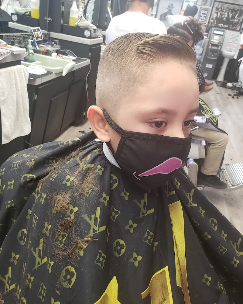 WiseGuy's Barber Parlor view 4