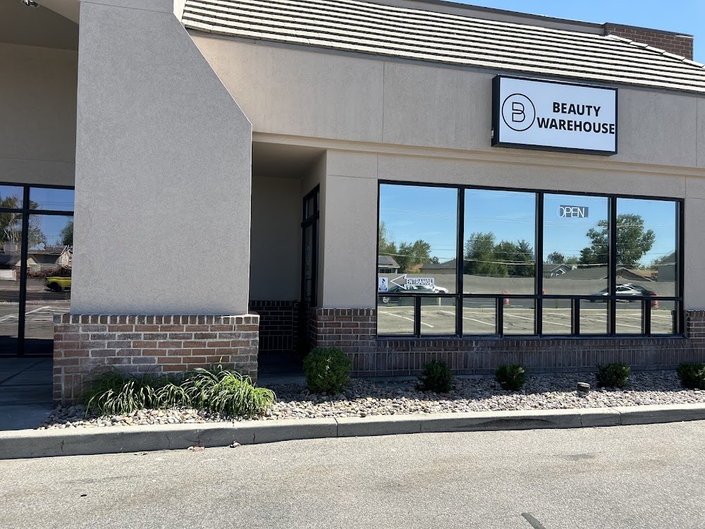 Beauty Warehouse WJ photo 2