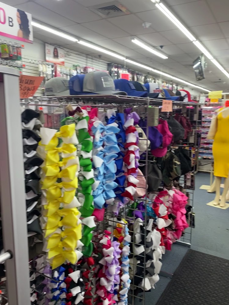 Y2 Beauty Mart photo 3